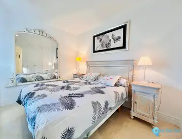 2 bedroom Apartment for Sale in The Golden Mile-23005