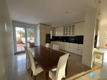 4 bedroom Apartment for Sale in Nueva Andalucía-23012