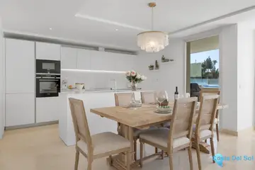 2 bedroom Apartment for Sale in Nueva Andalucía-23071