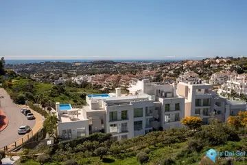 2 bedroom Apartment for Sale in Nueva Andalucía-23065