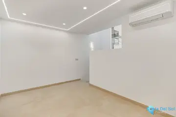 4 bedroom House for Sale in Altos de los Monteros-23105