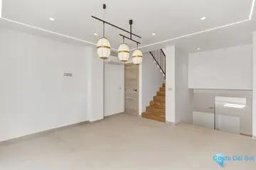 4 bedroom House for Sale in Altos de los Monteros-23100