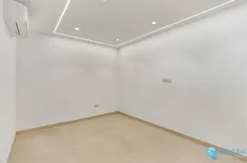4 bedroom House for Sale in Altos de los Monteros-23103