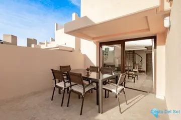 4 bedroom Apartment for Sale in Estepona-23109