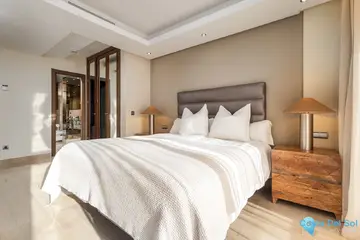 4 bedroom Apartment for Sale in Estepona-23111