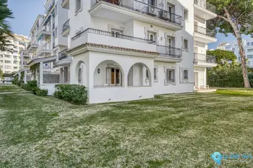 3 bedroom Apartment for Sale in Puerto Banús-23120