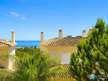 3 bedroom Apartment for Sale in Sierra Blanca-23192