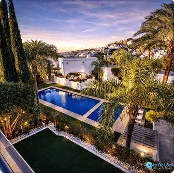 4 bedroom House for Sale in Selwo