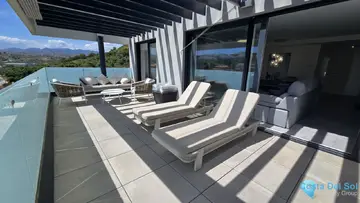 4 bedroom Apartment for Sale in La Cala de Mijas-23269