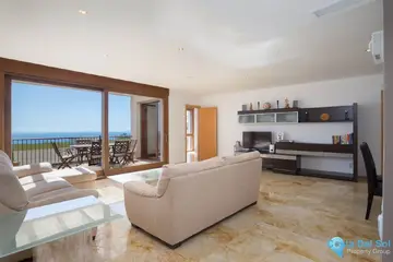 3 bedroom Apartment for Sale in Altos de los Monteros-100772