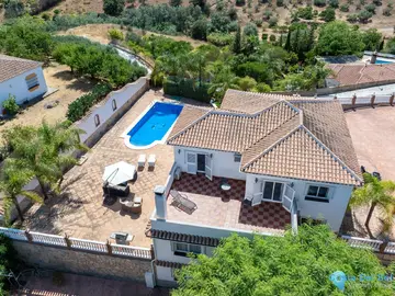 4 bedroom House for Sale in La Cala de Mijas-23325