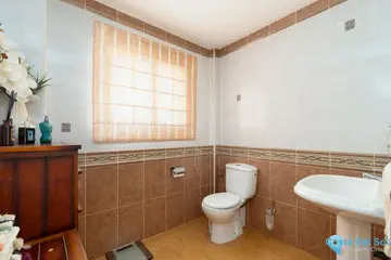 4 bedroom House for Sale in La Cala de Mijas-23339