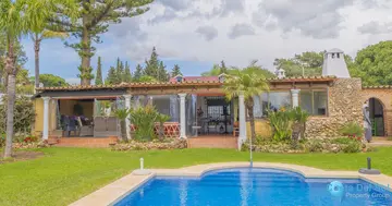 3 bedroom House for Sale in Las Chapas-23387