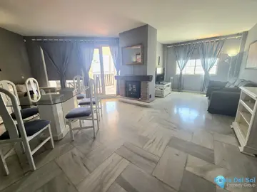 3 bedroom Apartment for Sale in Benalmadena Costa-23402