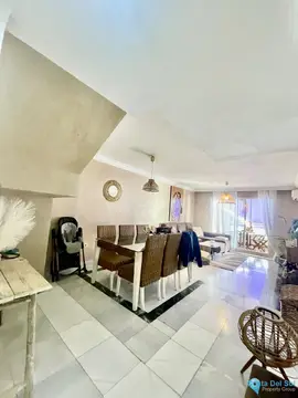 3 bedroom Apartment for Sale in The Golden Mile-23455