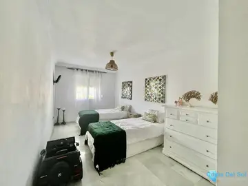 3 bedroom Apartment for Sale in The Golden Mile-23457