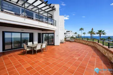 2 bedroom Apartment for Sale in Casares Playa