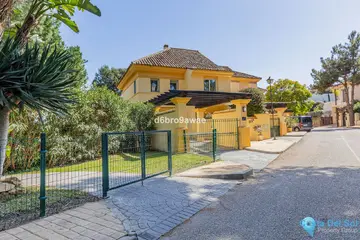 3 bedroom House for Sale in Río Real