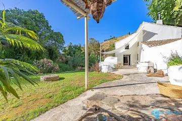 4 bedroom House for Sale in Coín-23709