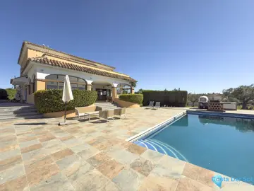 4 bedroom House for Sale in Alhaurín el Grande-23731