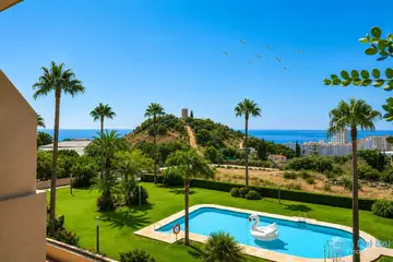 4 bedroom Apartment for Sale in Fuengirola-23756