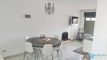 3 bedroom House for Sale in Nueva Andalucía-82467