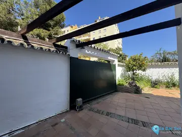 7 bedroom House for Sale in Marbella-23865