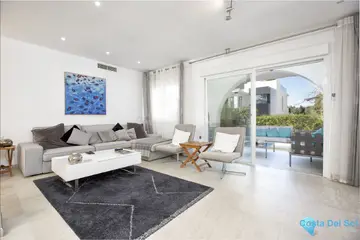 4 bedroom House for Sale in Nueva Andalucía-23929