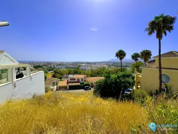 708m2 Plot for Sale in Nueva Andalucía-23951