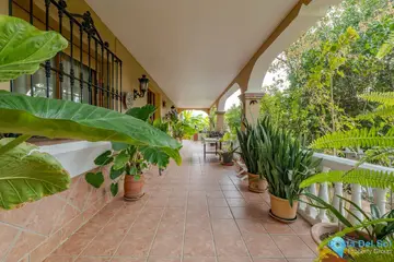 8 bedroom House for Sale in Alhaurín el Grande-24145