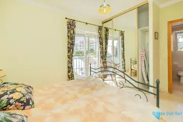 3 bedroom House for Sale in Fuengirola-24161