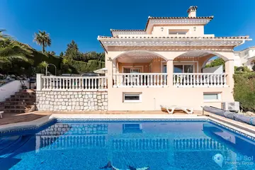 5 bedroom House for Sale in La Capellania
