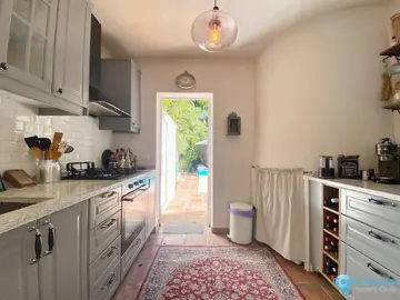 3 bedroom House for Sale in Marbella-24266