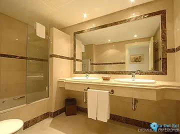 2 bedroom Apartment for Sale in Puerto Banús-24303