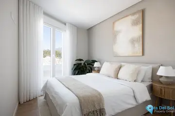 4 bedroom Apartment for Sale in La Campana-24339