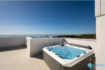 2 bedroom Apartment for Sale in Fuengirola-24385