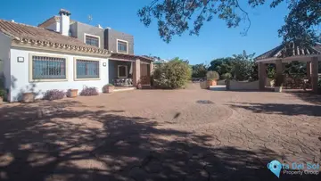6 bedroom House for Sale in Estepona-24419