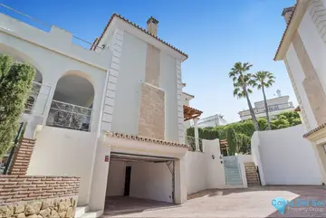 5 bedroom House for Sale in Cerros del Aguila-24462