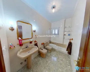 4 bedroom House for Sale in Churriana-24545
