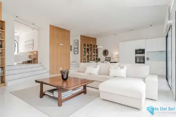 2 bedroom Apartment for Sale in Puerto de Cabopino