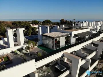 3 bedroom Apartment for Sale in Estepona-24646