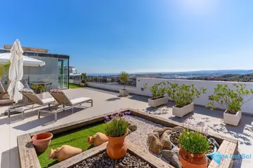 3 bedroom Apartment for Sale in Estepona-24653