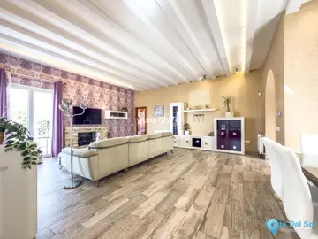 4 bedroom House for Sale in Istán-24702