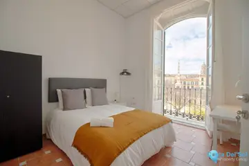 5 bedroom Apartment for Sale in Málaga-24723