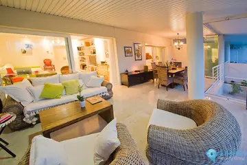 2 bedroom Apartment for Sale in Marbella-24877