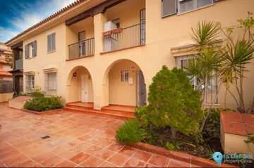 4 bedroom House for Sale in San Pedro de Alcántara-25016
