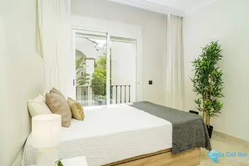 3 bedroom Apartment for Sale in Marbella-25045