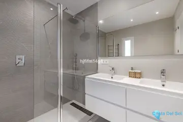 3 bedroom Apartment for Sale in Nueva Andalucía-25069