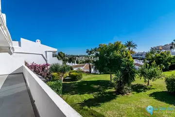 3 bedroom Apartment for Sale in Nueva Andalucía-25061