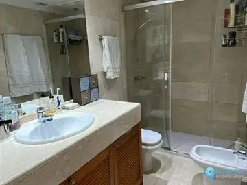 4 bedroom Apartment for Sale in The Golden Mile-25154